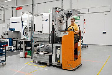 White Drive Motors and Steering&STILL